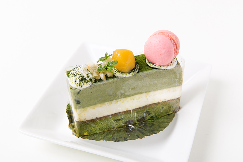 宇治抹茶と北海道チーズのケーキ